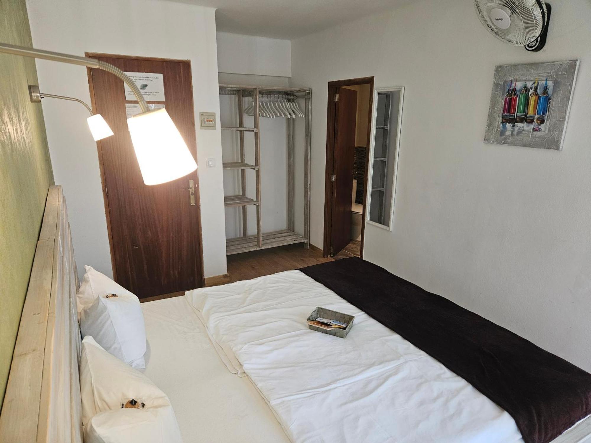 Seven Hostal Кала Миллор Экстерьер фото